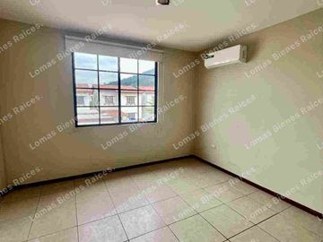 Se vende casa en Urbanización Terranostra