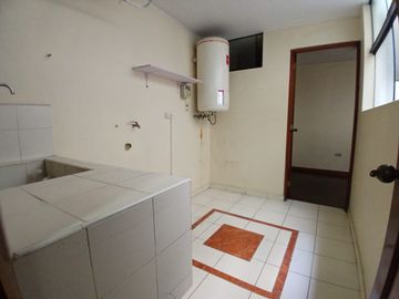 VENDO DPTO EN SAN BORJA 90.55 M2 FRENTE A PARQUE