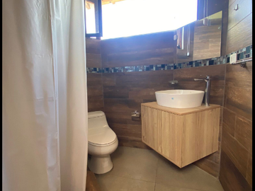 ESPECTACULAR CASA DE UNA PLANTA EN RENTA – ESTILO CAMPESTRE! VALLE DE LOS CHILLOS