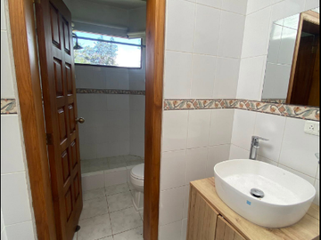 ESPECTACULAR CASA DE UNA PLANTA EN RENTA – ESTILO CAMPESTRE! VALLE DE LOS CHILLOS