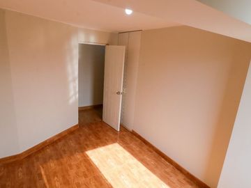 VENDO DPTO CON COCHERA EN VALLE HERMOSO ,SURCO