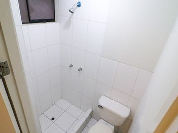 VENDO DPTO CON COCHERA EN VALLE HERMOSO ,SURCO