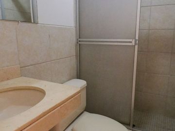 VENDO DPTO CON COCHERA EN VALLE HERMOSO ,SURCO