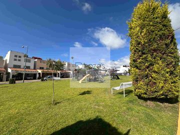 Oportunidad única: Casa con jardín en Bonanza, Metepec