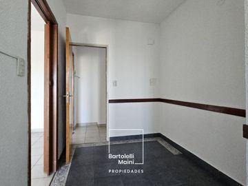VENTA | Depto 4 Dormitorios + Cochera con Vista al Río | Cochabamba 45