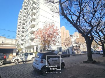 VENTA | Depto 4 Dormitorios + Cochera con Vista al Río | Cochabamba 45