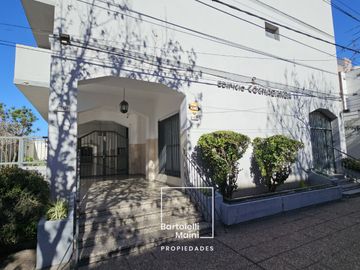 VENTA | Depto 4 Dormitorios + Cochera con Vista al Río | Cochabamba 45