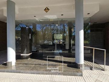 DEPARTAMENTO EN VENTA | 4 Dormitorios + 3 Cocheras + Amenities  |  Chacabuco 1444