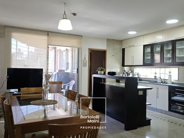 DEPARTAMENTO EN VENTA | 4 Dormitorios + 3 Cocheras + Amenities  |  Chacabuco 1444