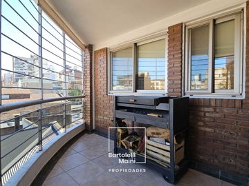 DEPARTAMENTO EN VENTA | 4 Dormitorios + 3 Cocheras + Amenities  |  Chacabuco 1444