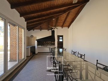 DEPARTAMENTO EN VENTA | 4 Dormitorios + 3 Cocheras + Amenities  |  Chacabuco 1444