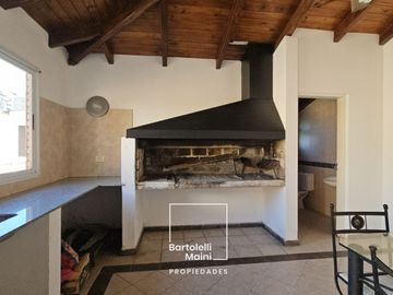 DEPARTAMENTO EN VENTA | 4 Dormitorios + 3 Cocheras + Amenities  |  Chacabuco 1444