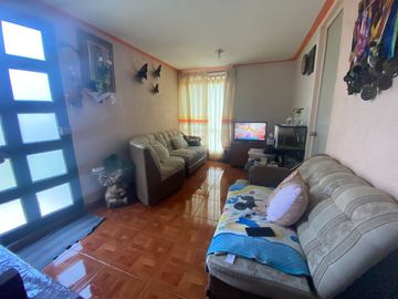 Casa en Venta en La Pradera, con TERRENO EXEDENTE