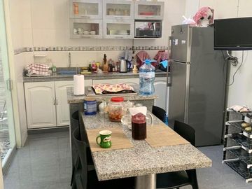 Chiclayo: Venta Casa Cerca a La Plaza de Armas, 2 Calles.