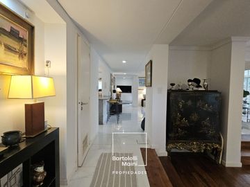 VENTA | Casa 4 Dormitorios | B° Cerrado Green Village – Juan José Paso 8745, Fisherton