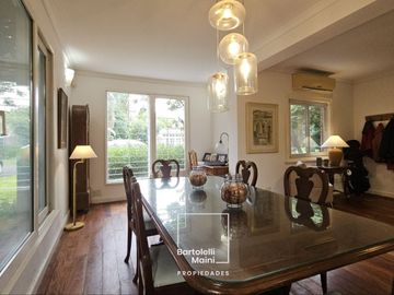 VENTA | Casa 4 Dormitorios | B° Cerrado Green Village – Juan José Paso 8745, Fisherton