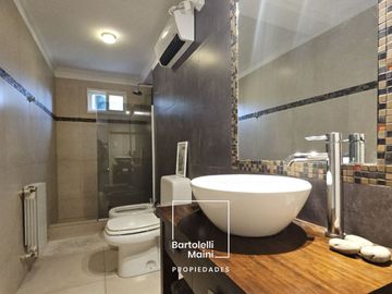 VENTA | Casa 4 Dormitorios | B° Cerrado Green Village – Juan José Paso 8745, Fisherton