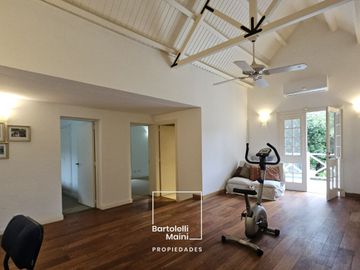 VENTA | Casa 4 Dormitorios | B° Cerrado Green Village – Juan José Paso 8745, Fisherton