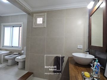 VENTA | Casa 4 Dormitorios | B° Cerrado Green Village – Juan José Paso 8745, Fisherton