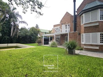 VENTA | Casa 4 Dormitorios | B° Cerrado Green Village – Juan José Paso 8745, Fisherton