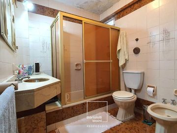 VENTA | 3 DORMITORIOS + DEPENDENCIAS DE SERVICIO | Sarmiento 958,