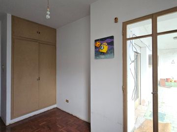 VENTA | 3 DORMITORIOS + DEPENDENCIAS DE SERVICIO | Sarmiento 958,