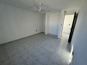 Casa Remodelada en Venta en esquina en Fco de Montejo Frente a Colegio