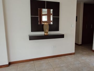 Venta de Hermosa Casa en Urbanización Nayon