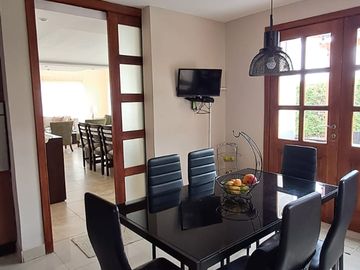 Venta de Hermosa Casa en Urbanización Nayon