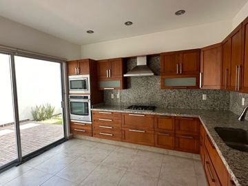 REAL TEJEDA $ 5 950 000