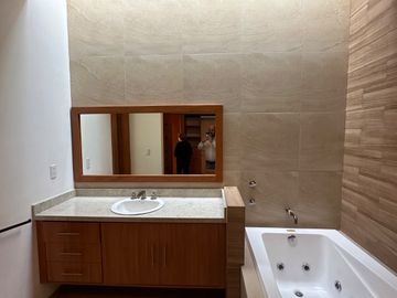 REAL TEJEDA $ 5 950 000