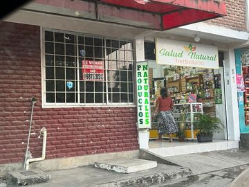 Venta de Local comercial en la Urb Beata Mercedes Molina
