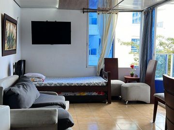SE VENDE!! Oportunidad apartamento amoblado en el laguito, para generar rentas turisticas.