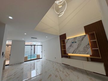 HERMOSA CASA DE ESTRENO CON PISCINA EN VENTA - URB. BOULEVARD PARK PLAZA - PIURA