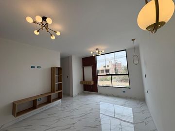 HERMOSA CASA DE ESTRENO CON PISCINA EN VENTA - URB. BOULEVARD PARK PLAZA - PIURA