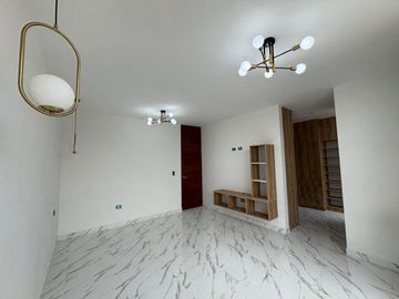 HERMOSA CASA DE ESTRENO CON PISCINA EN VENTA - URB. BOULEVARD PARK PLAZA - PIURA