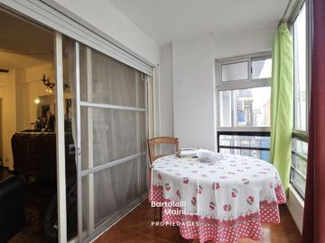 VENTA | RIOJA 742 | Depto 3 dormitorios + cochera opcional