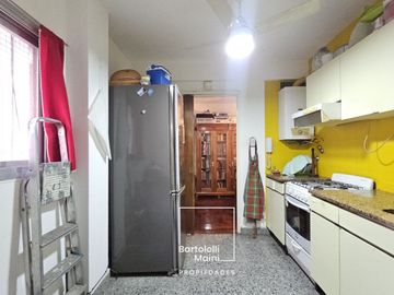 VENTA | RIOJA 742 | Depto 3 dormitorios + cochera opcional