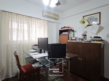 VENTA | RIOJA 742 | Depto 3 dormitorios + cochera opcional