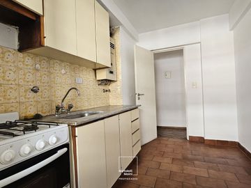 VENTA | ESPAÑA 1172 06-01 | DEPTO 2 DORMITORIOS