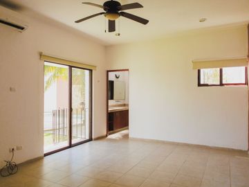 Casa en venta de un piso en residencial las Fincas, Temozon, Mérida