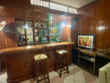 🏡 ¡VENTA DE AMPLIA CASA EN JOSE LUIS BUSTAMANTE Y RIVERO (ADEPA)!