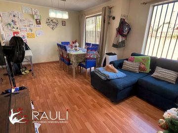 Se VENDE excelente casa de 2 pisos en sector de Bosque Sur, Valdivia