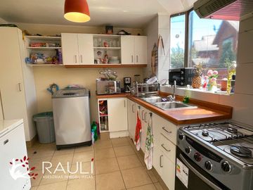 Se VENDE excelente casa de 2 pisos en sector de Bosque Sur, Valdivia