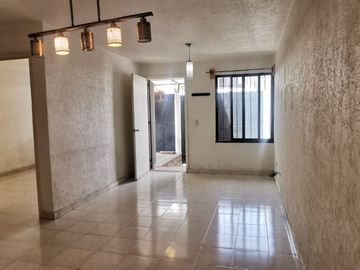 Casa en col Bosques del Sur