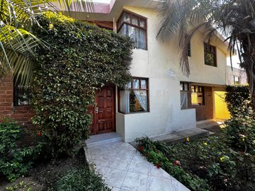 VENTA CASA EN CUMBAYA