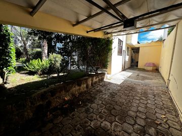 VENTA CASA EN CUMBAYA