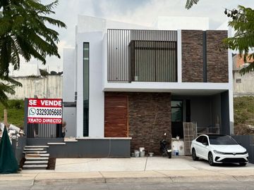 ROBLES RESIDENCIAL ( PROL MARIANO OTERO ) CASA DE ENSUEÑO LA MEJOR ZONA DE GDL