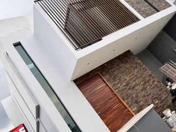 ROBLES RESIDENCIAL ( PROL MARIANO OTERO ) CASA DE ENSUEÑO LA MEJOR ZONA DE GDL