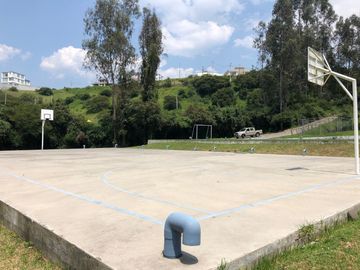 Casas de venta en Sangolquí de 3 dormitorios, Quito - Ecuador